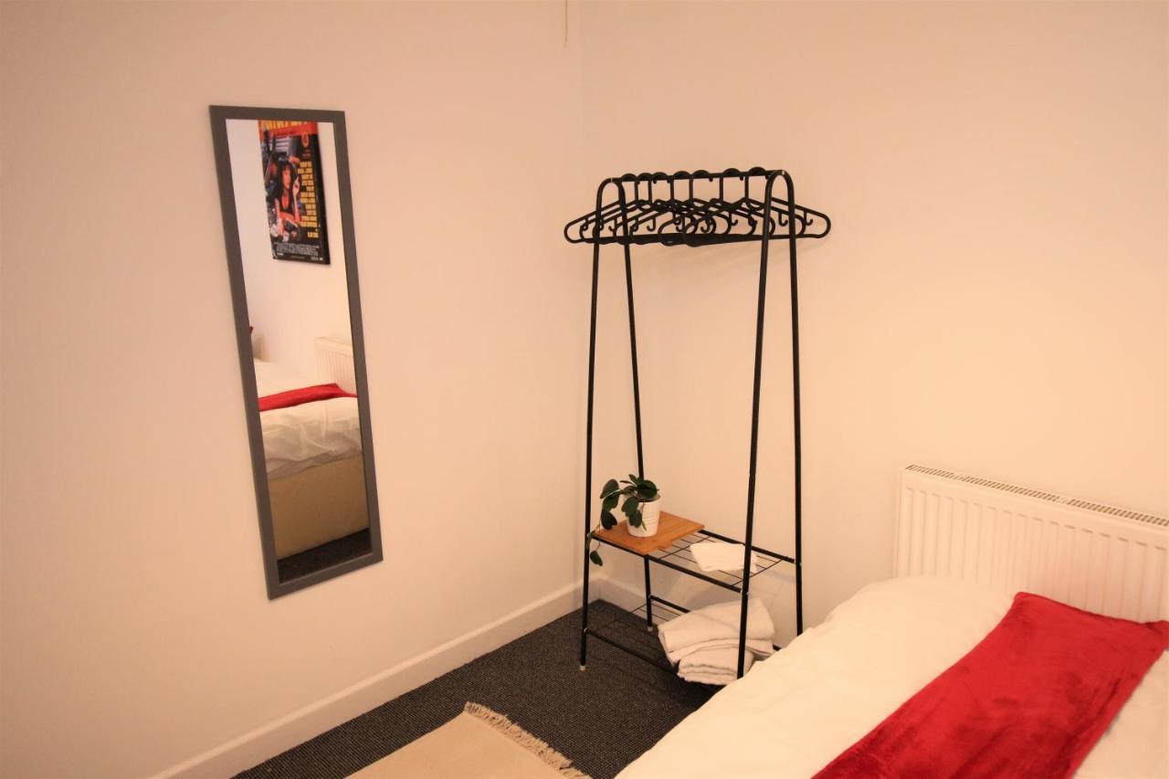 Thesiger Court Apartments - Free Private Parking - By Property Promise Cardiff Exterior photo